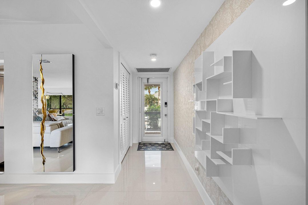 For Sale: $590,000 (2 beds, 2 baths, 1737 Square Feet)