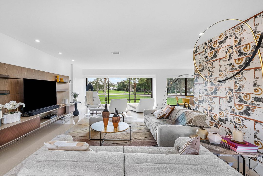 For Sale: $590,000 (2 beds, 2 baths, 1737 Square Feet)