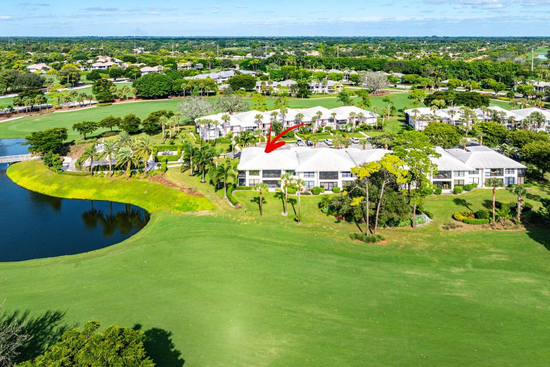 For Sale: $590,000 (2 beds, 2 baths, 1737 Square Feet)