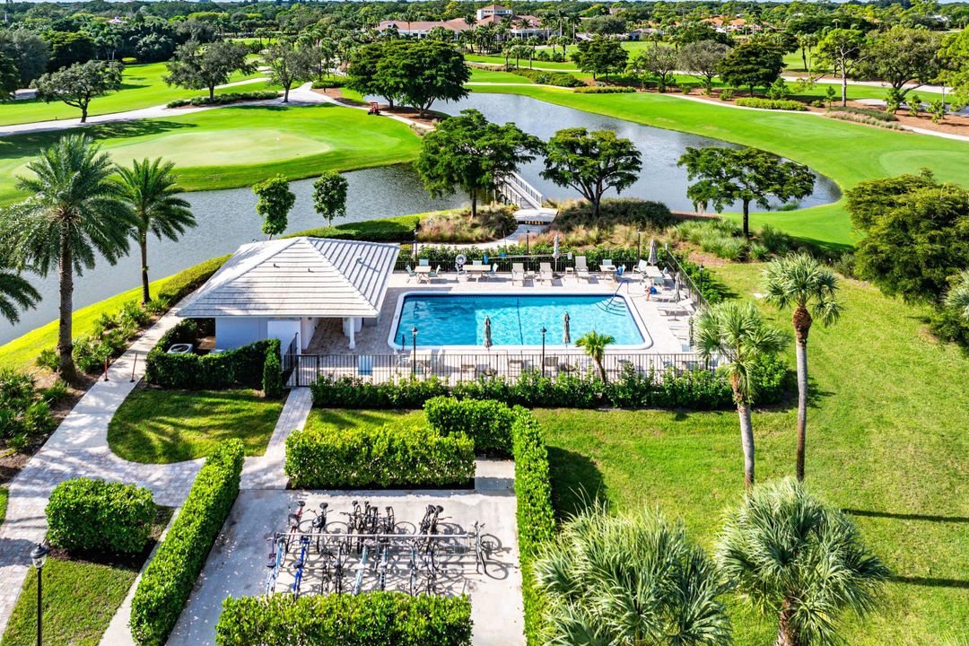 For Sale: $590,000 (2 beds, 2 baths, 1737 Square Feet)