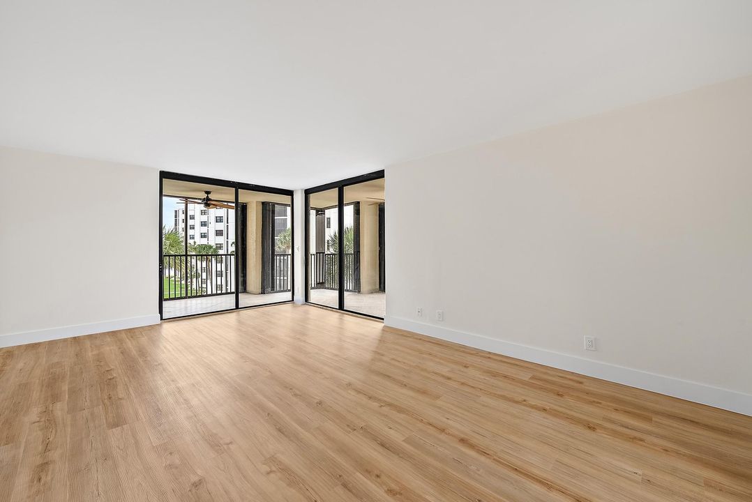 En Venta: $779,000 (3 camas, 3 baños, 1848 Pies cuadrados)