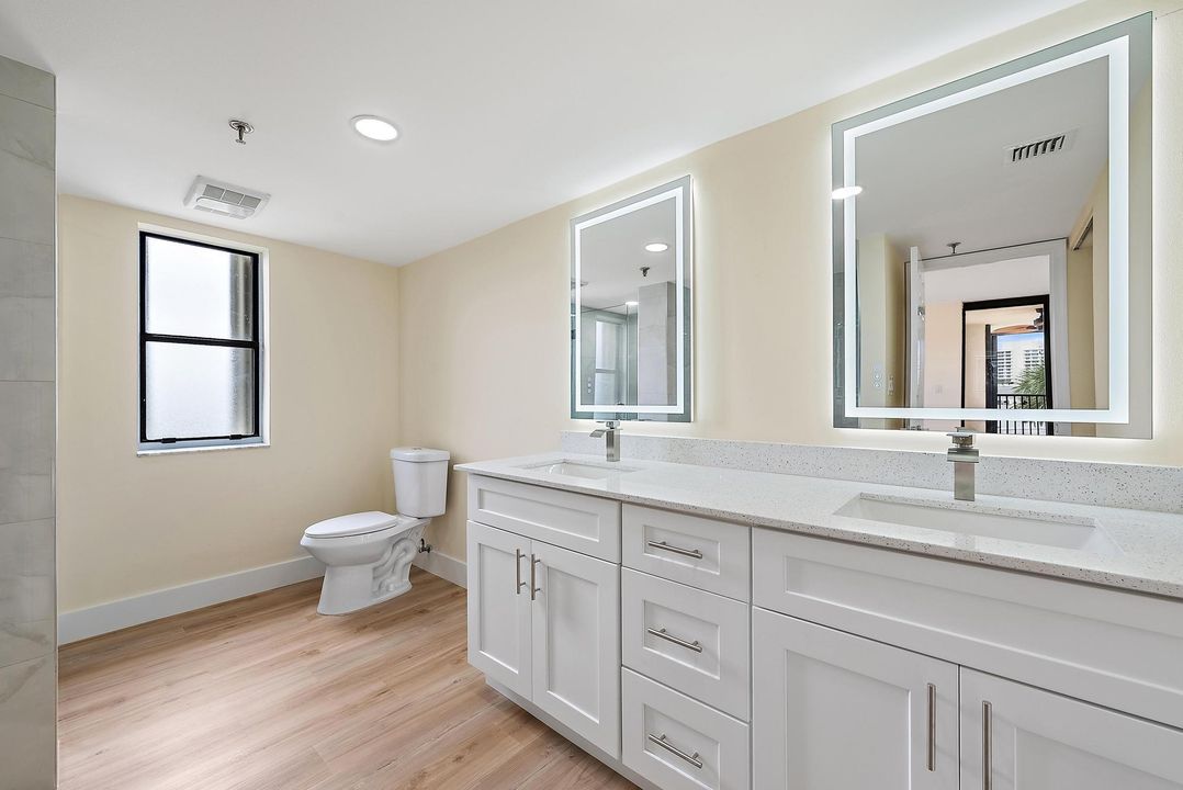 En Venta: $779,000 (3 camas, 3 baños, 1848 Pies cuadrados)