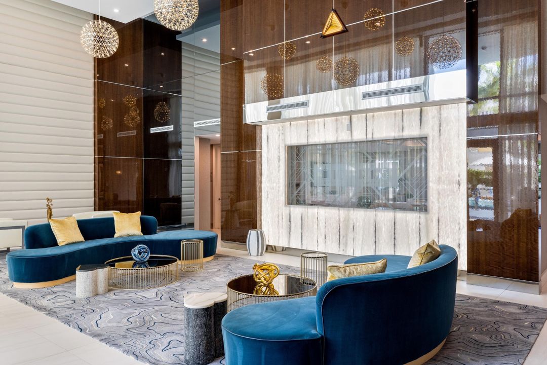 На продажу: $2,850,000 (2 спален, 3 ванн, 2810 Квадратных фут)