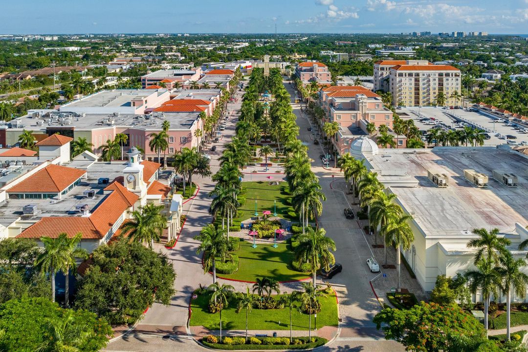 На продажу: $2,850,000 (2 спален, 3 ванн, 2810 Квадратных фут)