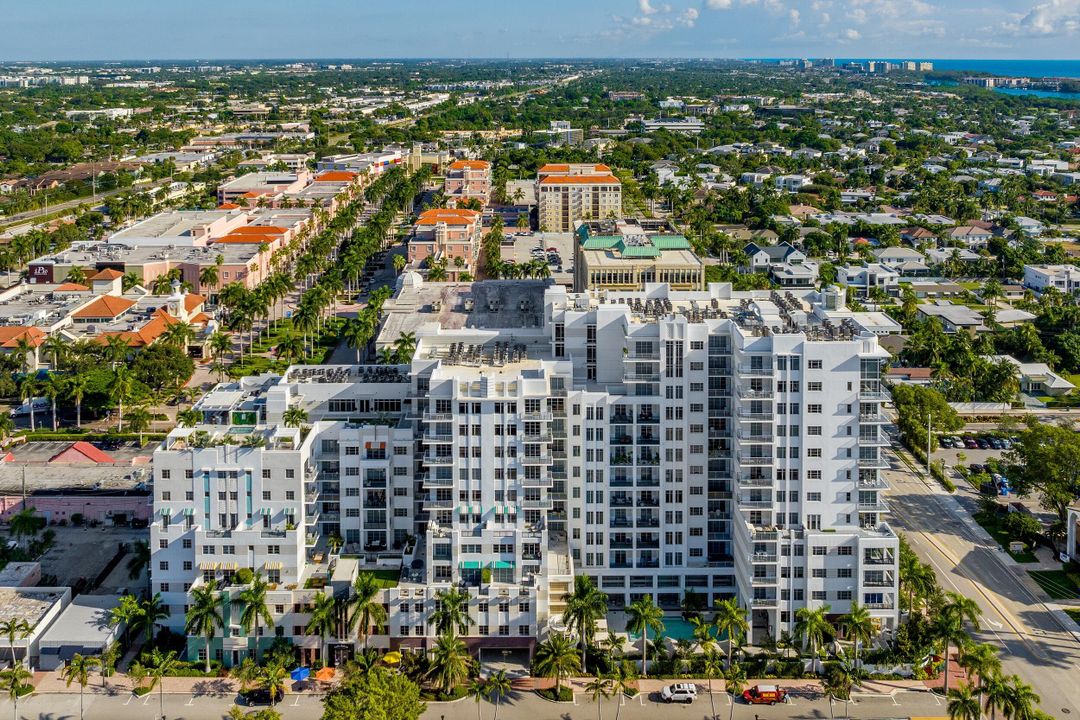 На продажу: $2,850,000 (2 спален, 3 ванн, 2810 Квадратных фут)