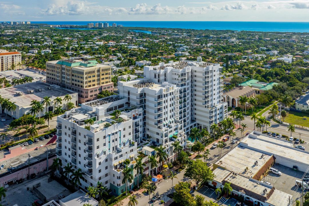 На продажу: $2,850,000 (2 спален, 3 ванн, 2810 Квадратных фут)