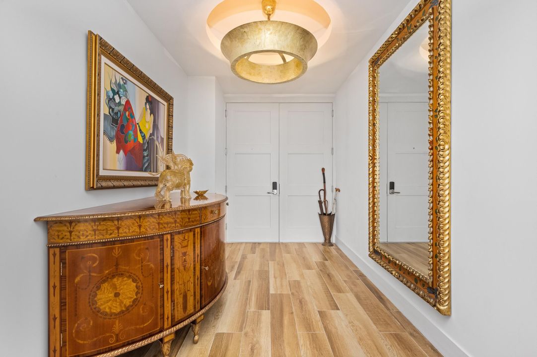 На продажу: $2,850,000 (2 спален, 3 ванн, 2810 Квадратных фут)