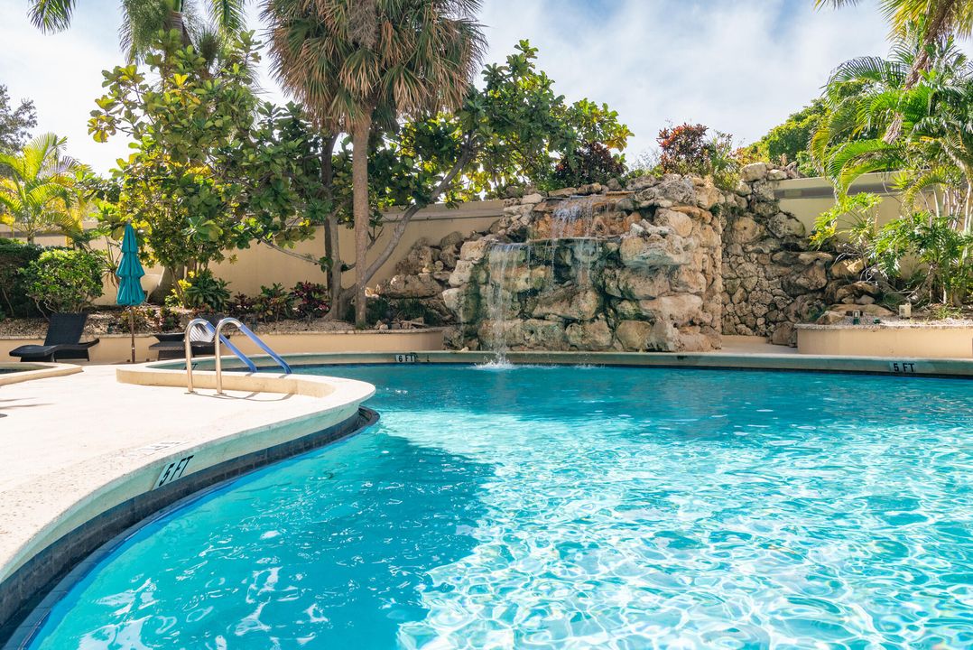 En Venta: $499,000 (3 camas, 3 baños, 2334 Pies cuadrados)