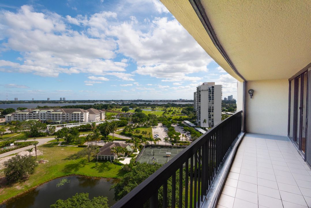 En Venta: $499,000 (3 camas, 3 baños, 2334 Pies cuadrados)