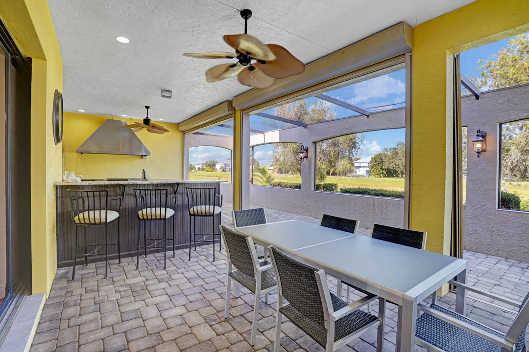 For Sale: $775,000 (6 beds, 3 baths, 4189 Square Feet)