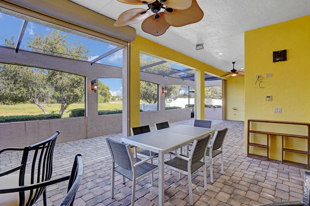 For Sale: $775,000 (6 beds, 3 baths, 4189 Square Feet)