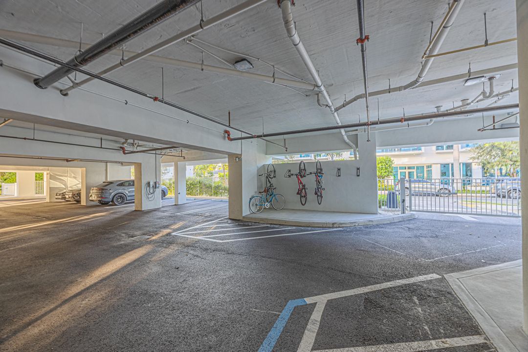 Active With Contract: $3,500 (2 beds, 2 baths, 1683 Square Feet)