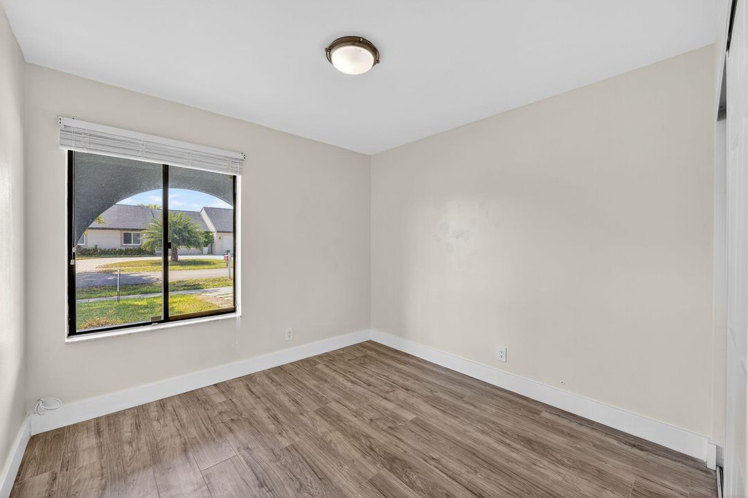 Active With Contract: $533,000 (4 beds, 2 baths, 1490 Square Feet)