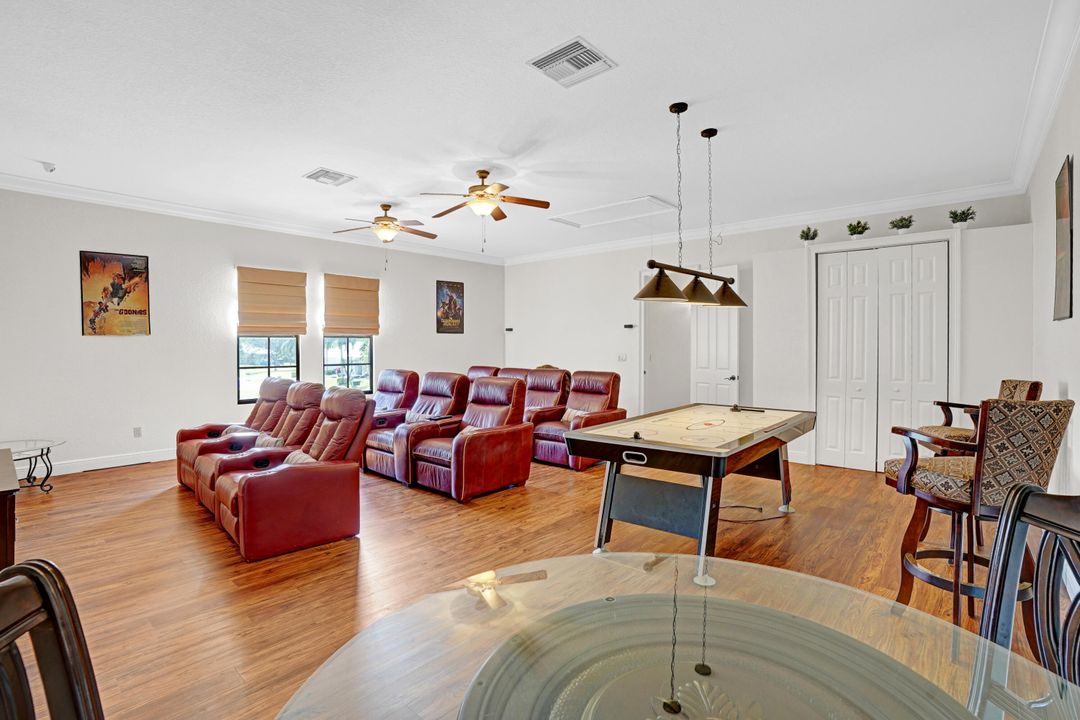 For Sale: $775,000 (6 beds, 3 baths, 4189 Square Feet)