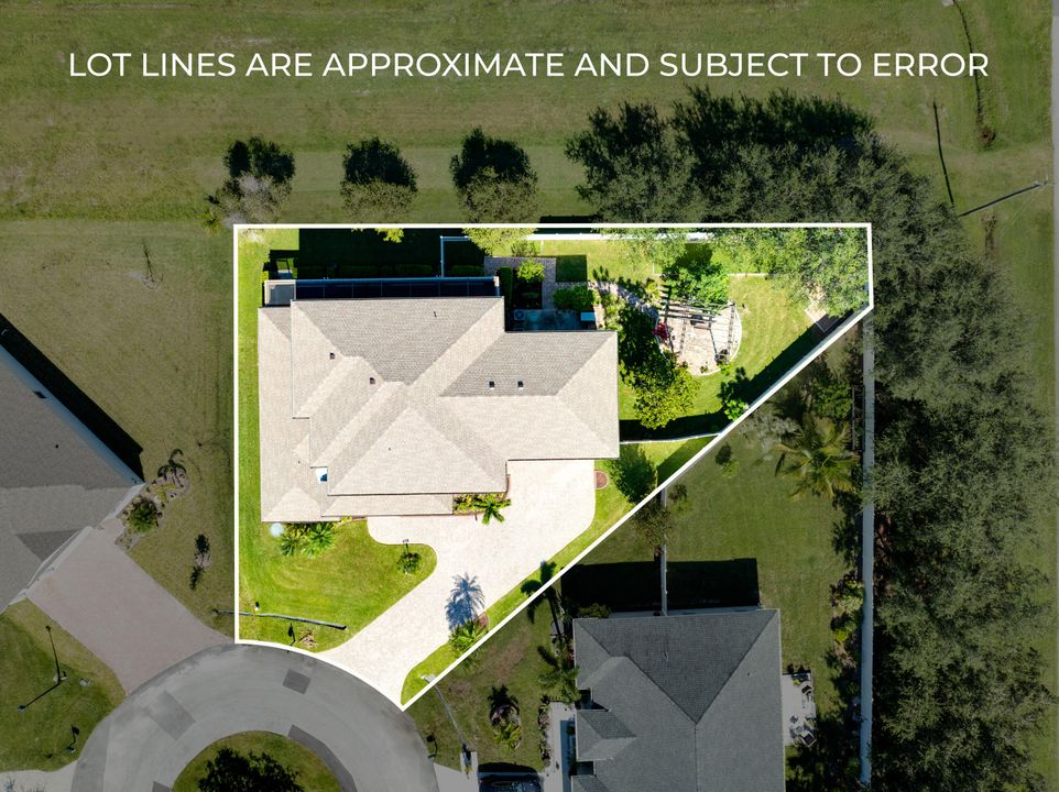 For Sale: $775,000 (6 beds, 3 baths, 4189 Square Feet)