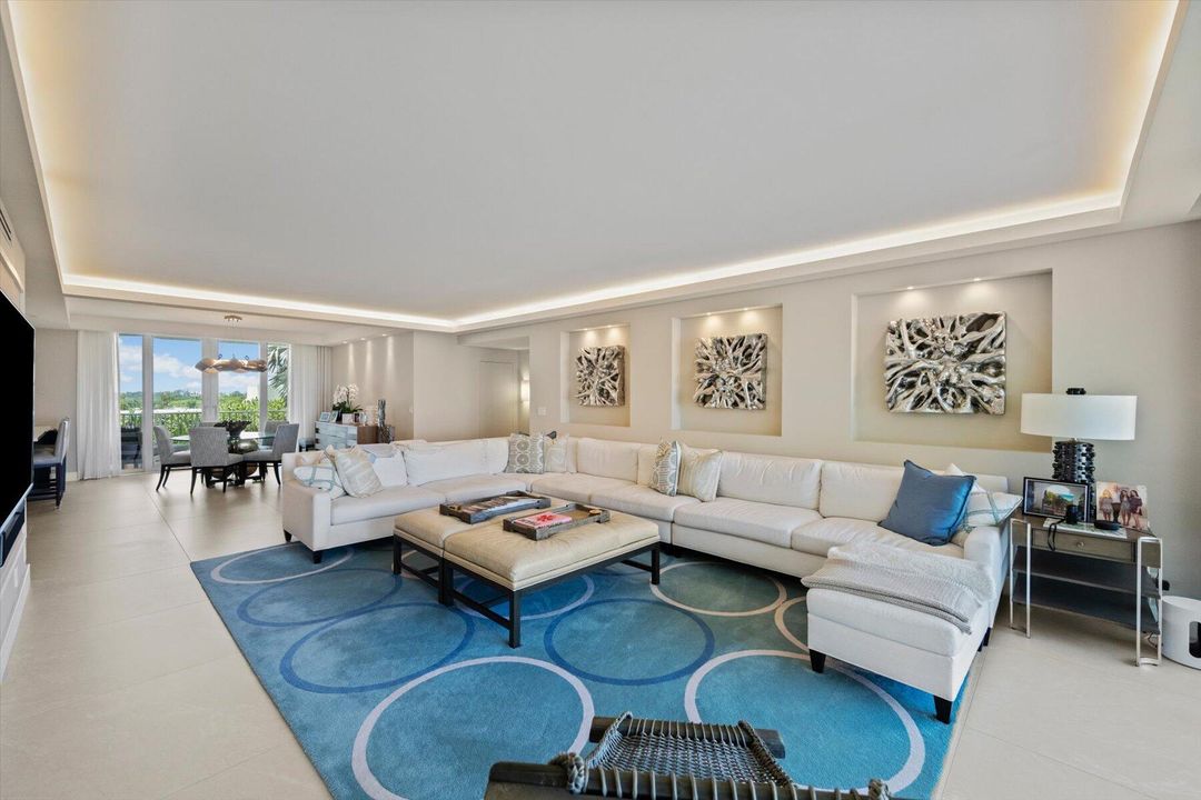 待售: $3,295,000 (3 贝兹, 3 浴室, 2590 平方英尺)