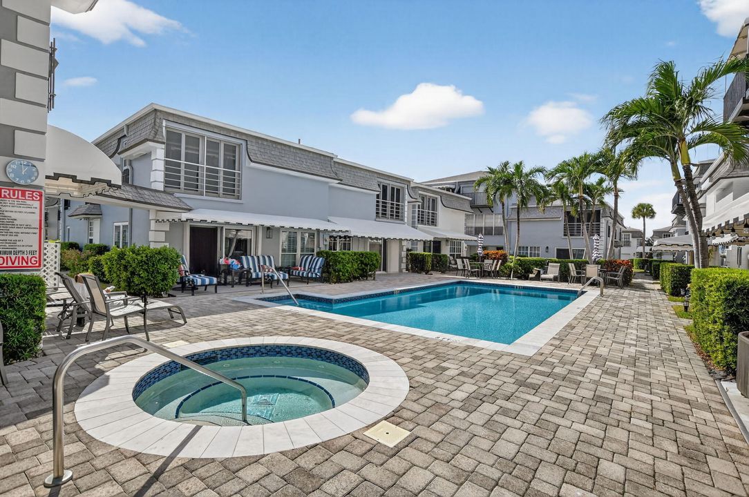 Activo con contrato: $815,000 (3 camas, 2 baños, 1618 Pies cuadrados)