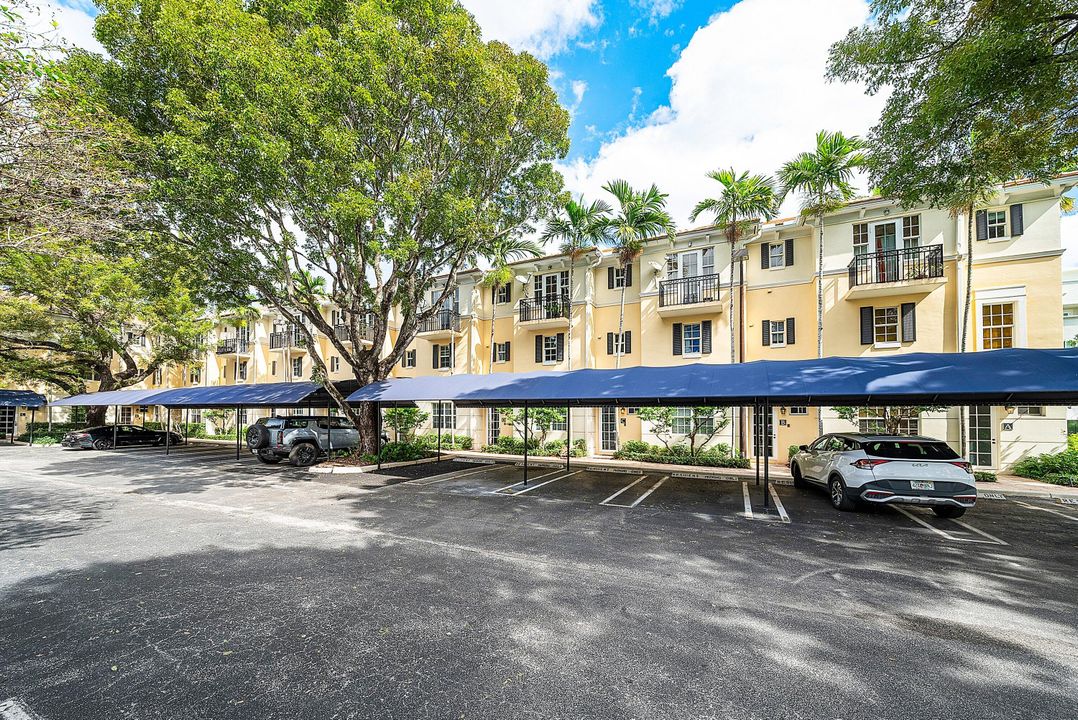 待售: $719,900 (2 贝兹, 2 浴室, 1404 平方英尺)