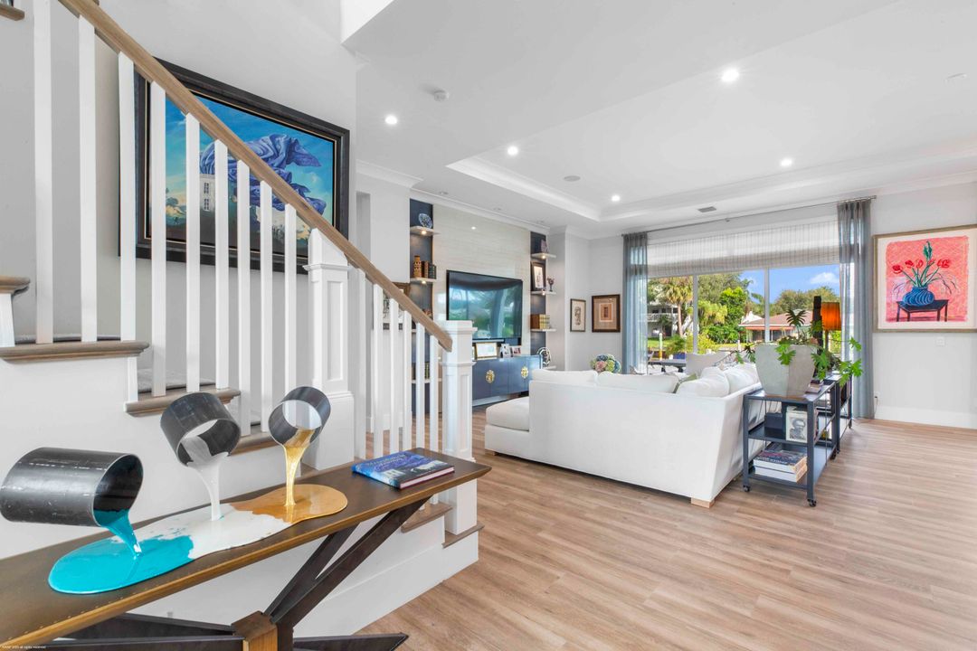 For Sale: $6,899,000 (5 beds, 5 baths, 5764 Square Feet)