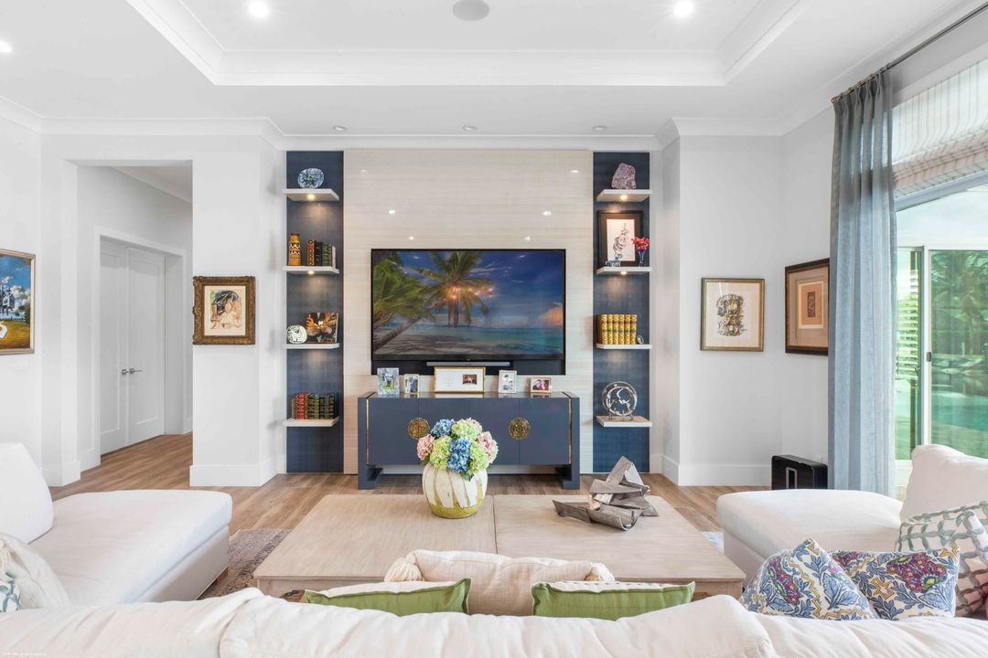 For Sale: $6,899,000 (5 beds, 5 baths, 5764 Square Feet)