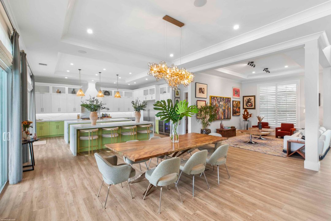 For Sale: $6,899,000 (5 beds, 5 baths, 5764 Square Feet)