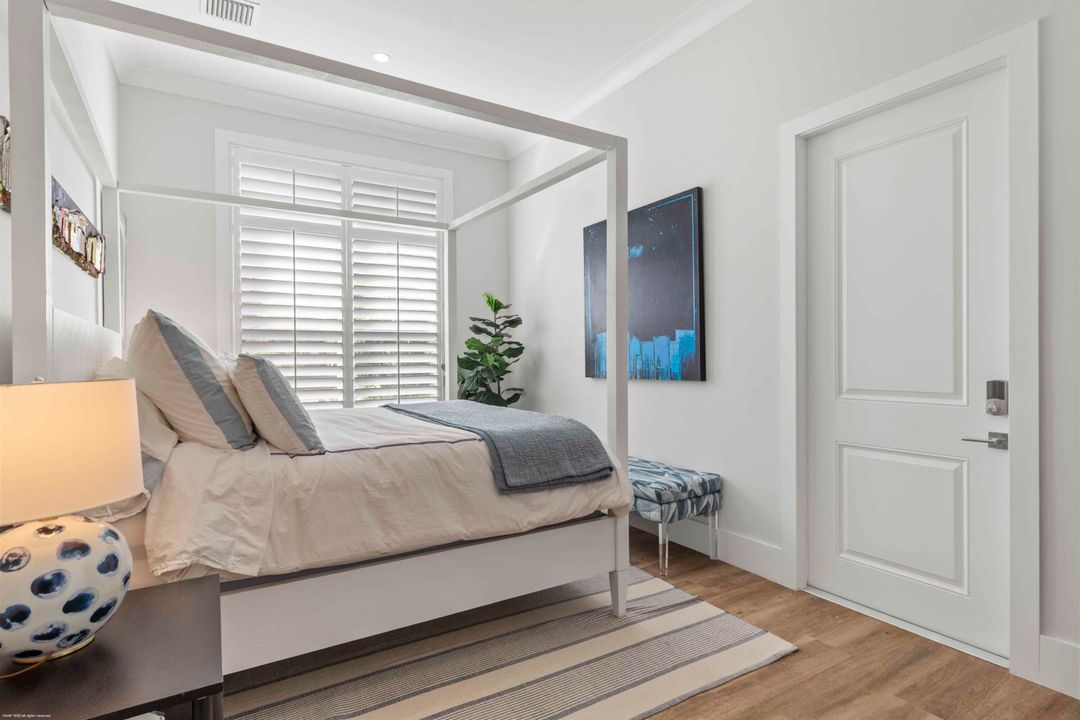 For Sale: $6,899,000 (5 beds, 5 baths, 5764 Square Feet)