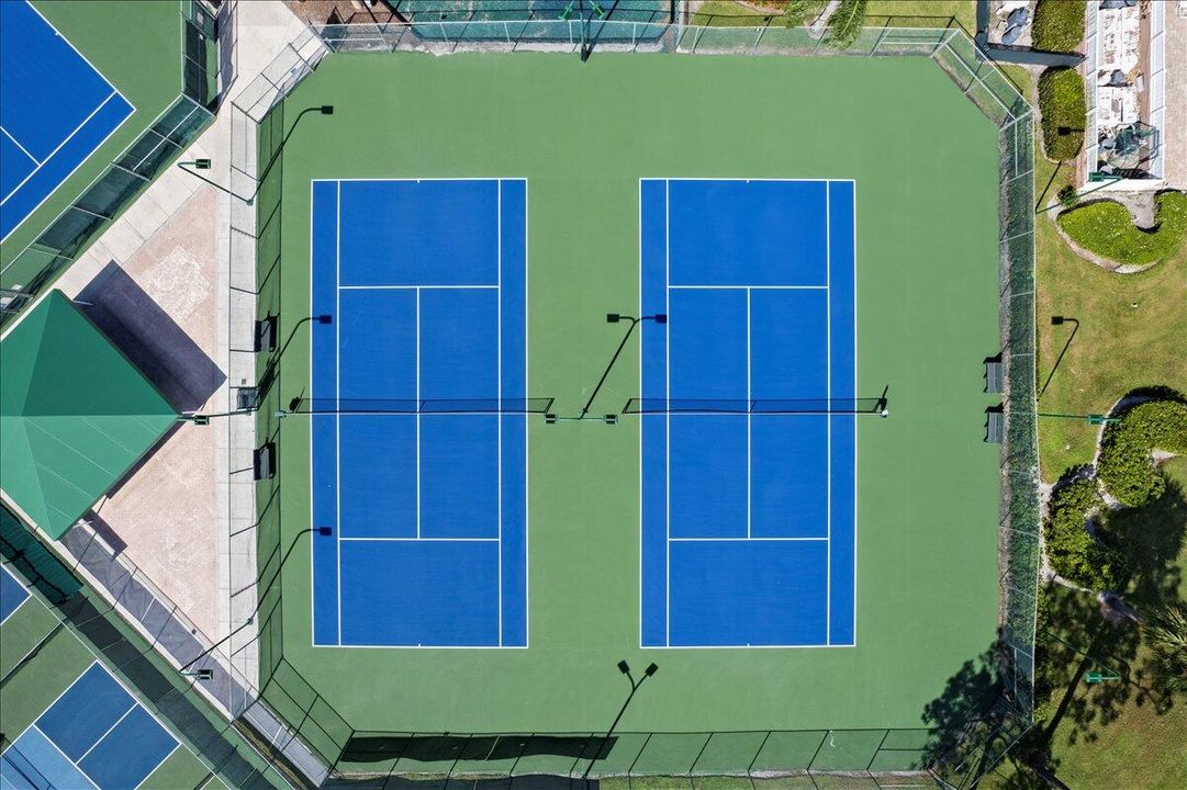 待售: $315,000 (2 贝兹, 2 浴室, 1162 平方英尺)