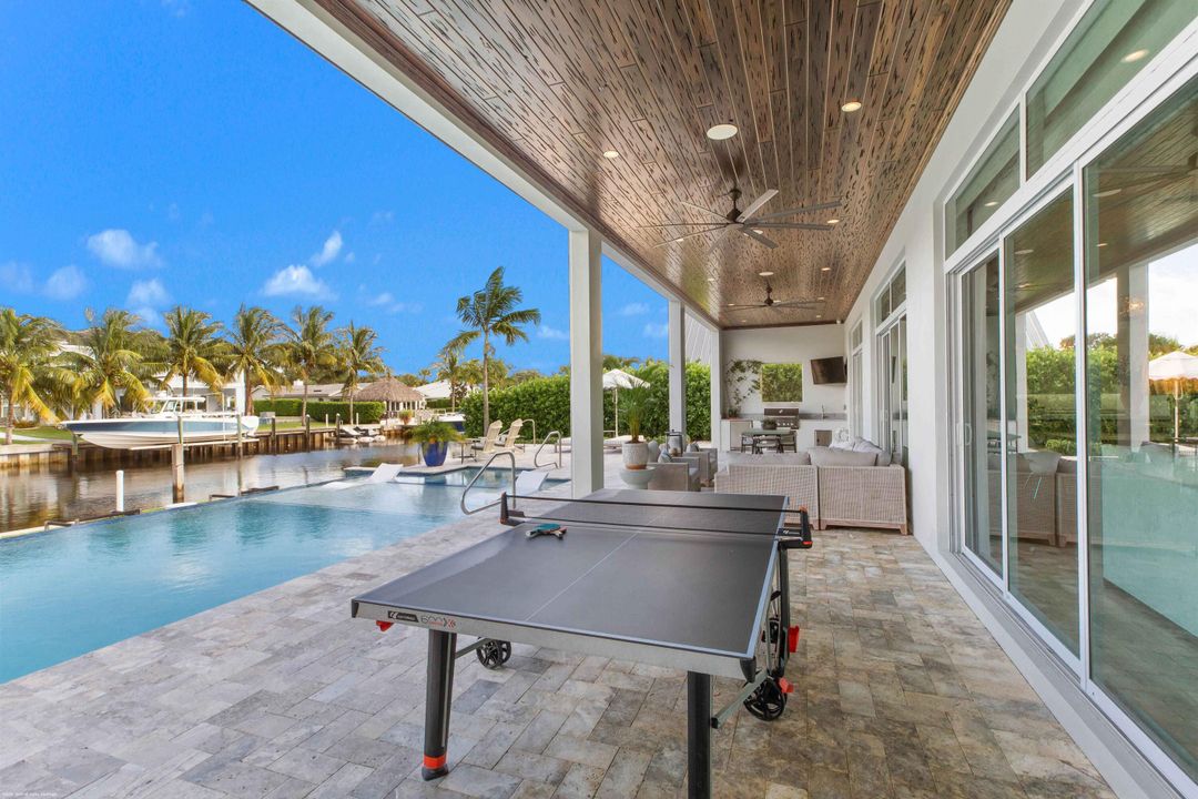 For Sale: $6,899,000 (5 beds, 5 baths, 5764 Square Feet)