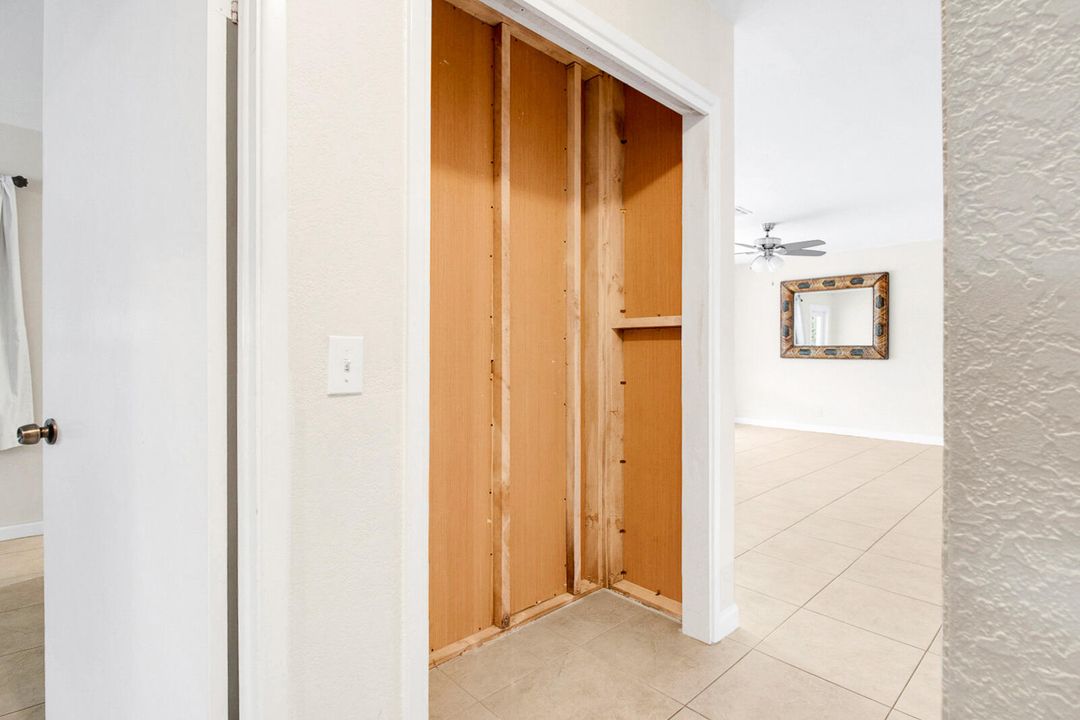 For Sale: $499,000 (2 beds, 2 baths, 1399 Square Feet)