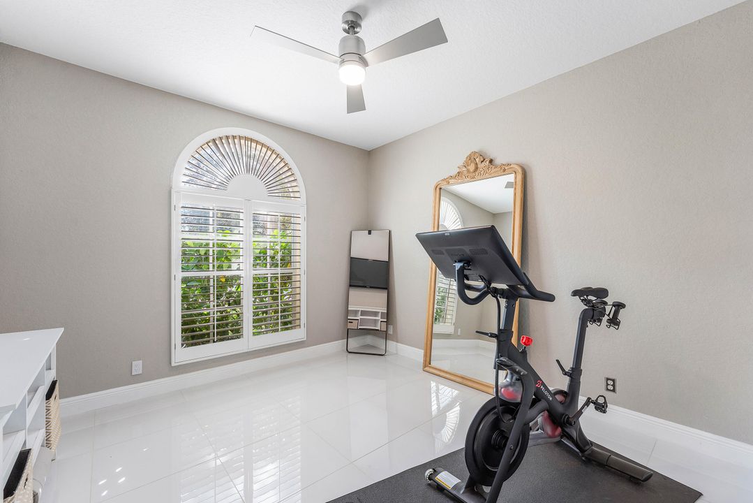 待售: $949,000 (5 贝兹, 4 浴室, 2817 平方英尺)