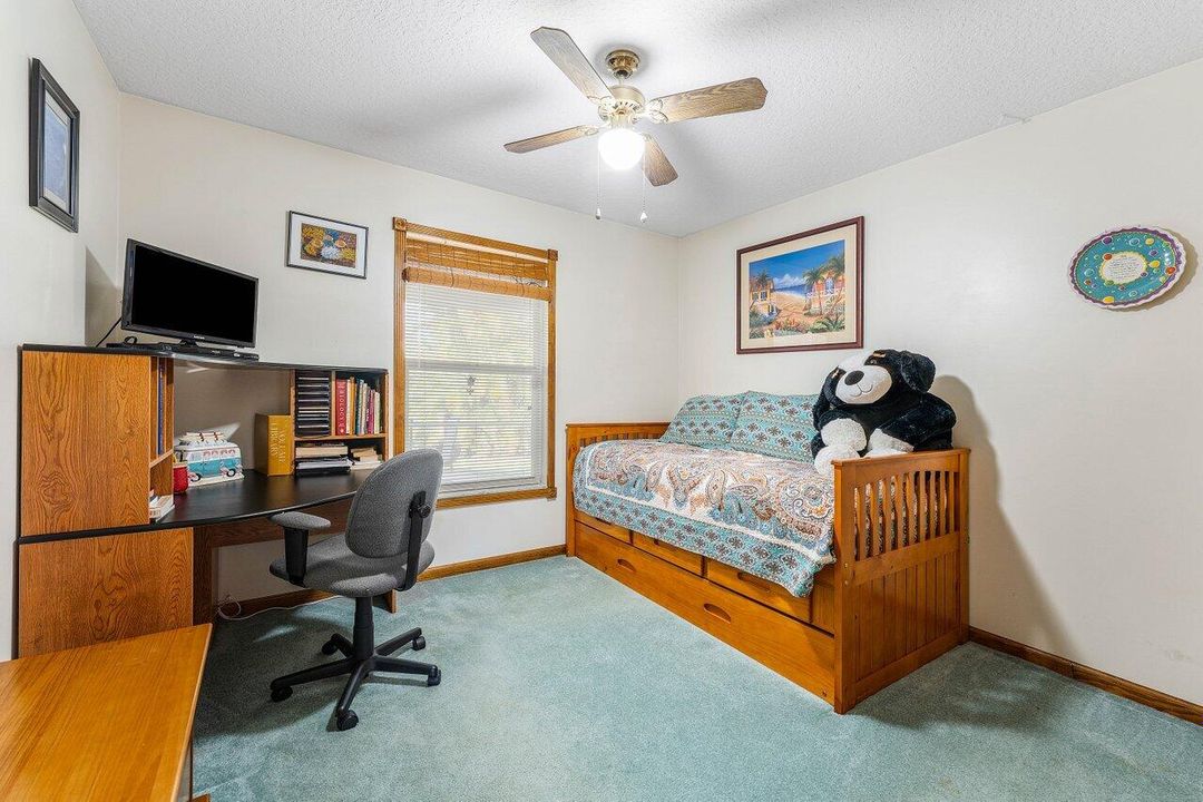 En Venta: $599,900 (4 camas, 2 baños, 1534 Pies cuadrados)