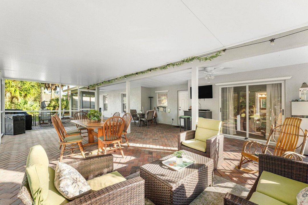 En Venta: $599,900 (4 camas, 2 baños, 1534 Pies cuadrados)