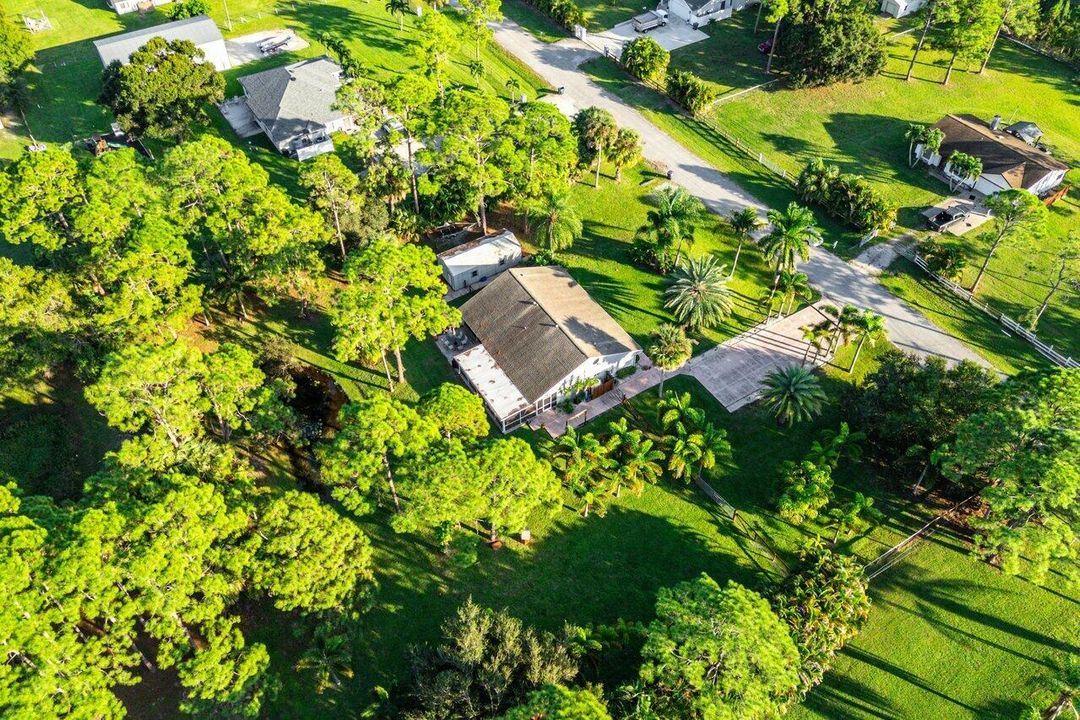 En Venta: $599,900 (4 camas, 2 baños, 1534 Pies cuadrados)