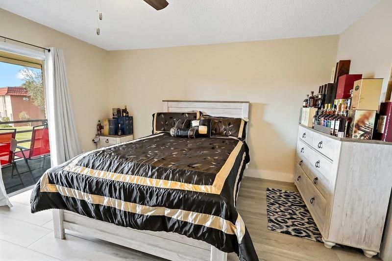 For Sale: $100,000 (1 beds, 1 baths, 630 Square Feet)