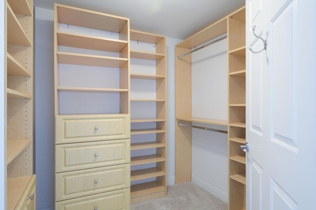 En Venta: $670,000 (3 camas, 3 baños, 2033 Pies cuadrados)