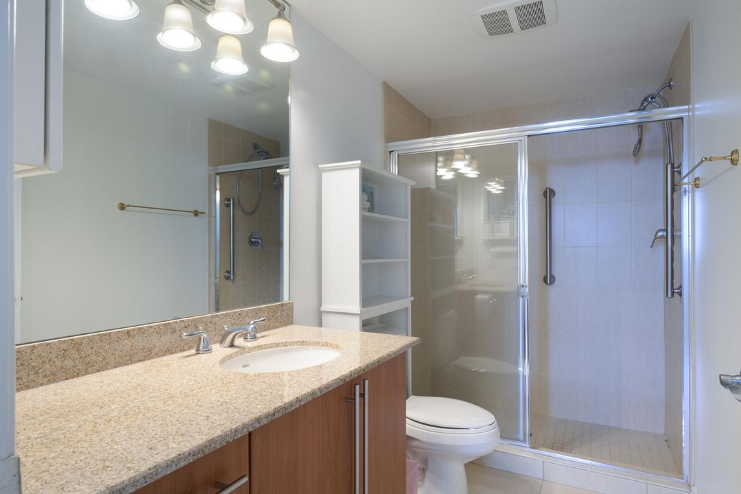 En Venta: $670,000 (3 camas, 3 baños, 2033 Pies cuadrados)