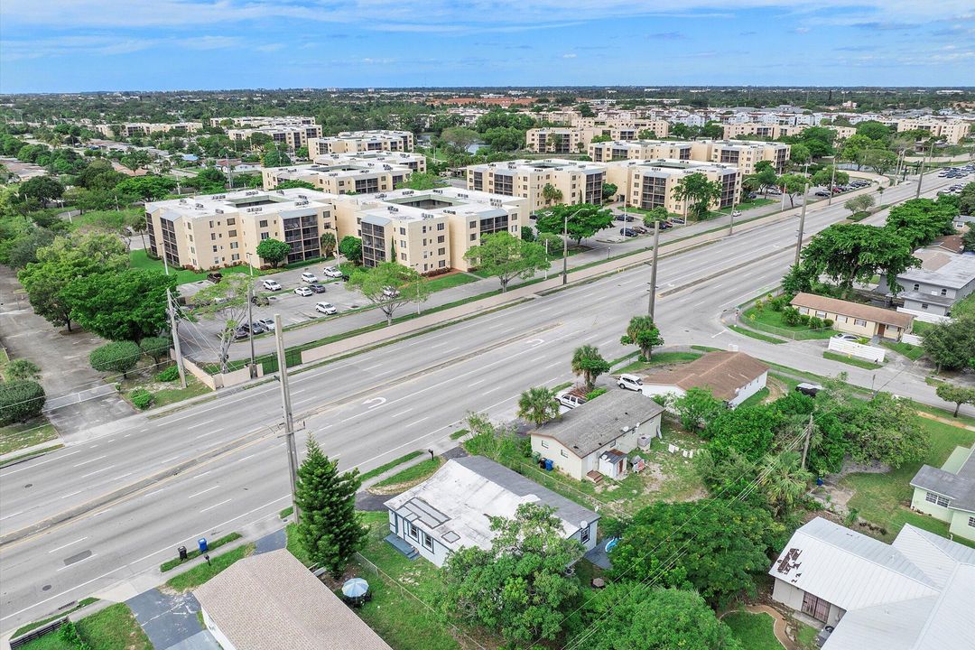 Active With Contract: $385,000 (3 beds, 1 baths, 1678 Square Feet)