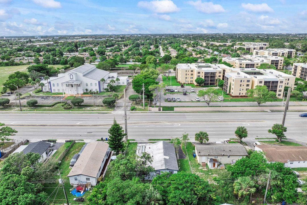 Active With Contract: $385,000 (3 beds, 1 baths, 1678 Square Feet)