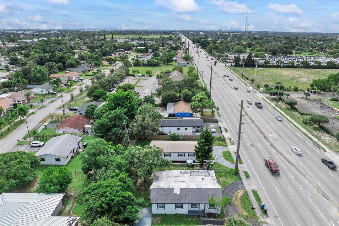 Active With Contract: $385,000 (3 beds, 1 baths, 1678 Square Feet)
