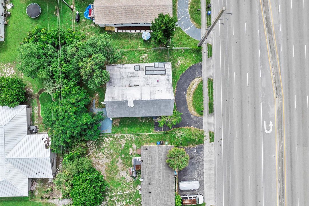 Active With Contract: $385,000 (3 beds, 1 baths, 1678 Square Feet)