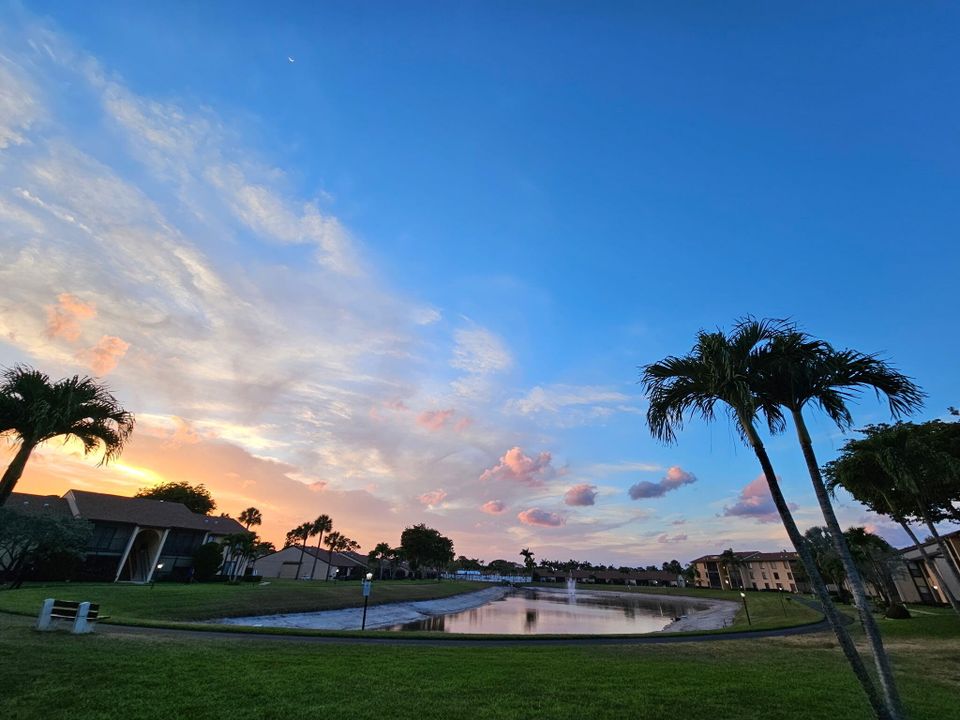 Active With Contract: $249,500 (3 beds, 2 baths, 1468 Square Feet)