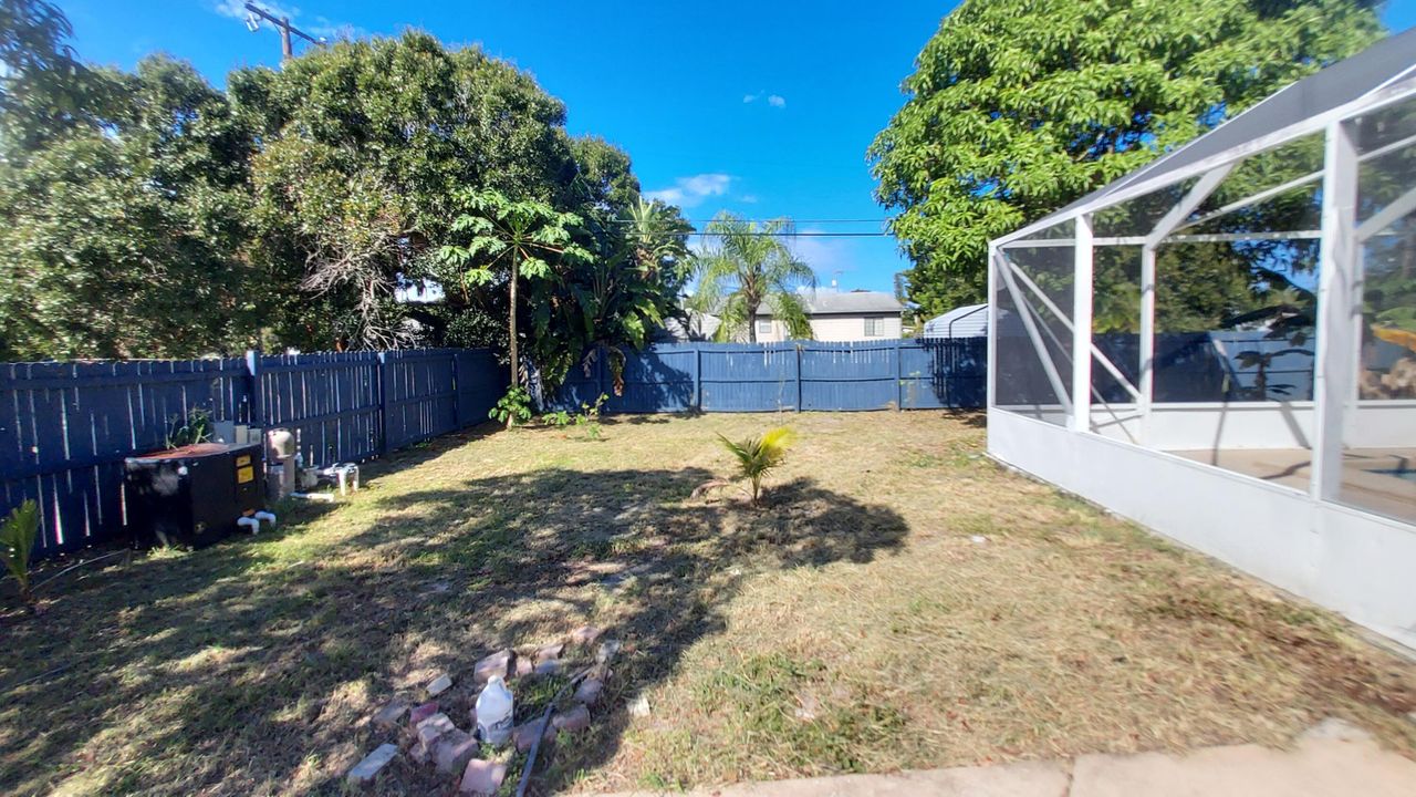 На продажу: $379,975 (3 спален, 2 ванн, 2203 Квадратных фут)