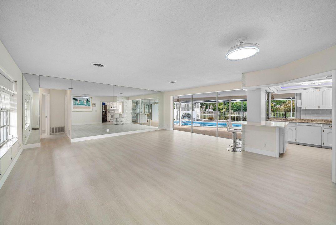 For Sale: $774,900 (3 beds, 2 baths, 1435 Square Feet)