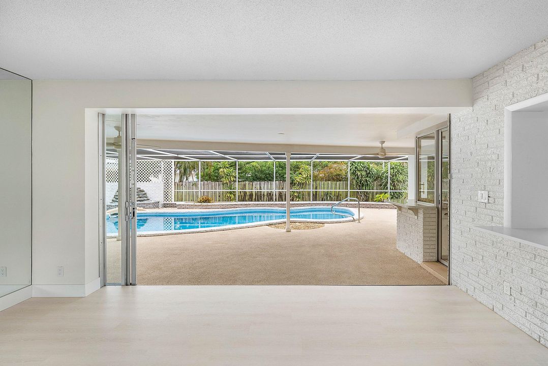 For Sale: $774,900 (3 beds, 2 baths, 1435 Square Feet)