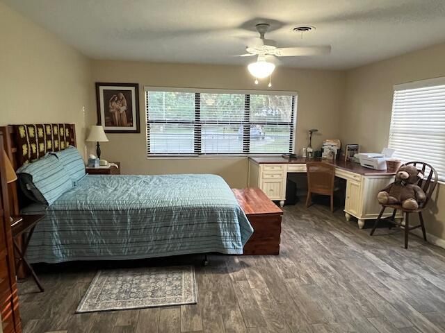 Active With Contract: $380,000 (3 beds, 2 baths, 1943 Square Feet)