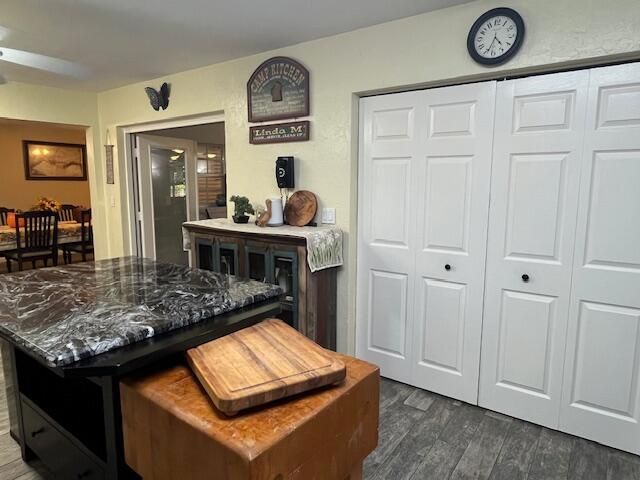 Active With Contract: $380,000 (3 beds, 2 baths, 1943 Square Feet)