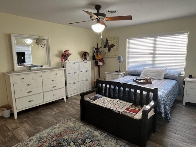 Active With Contract: $380,000 (3 beds, 2 baths, 1943 Square Feet)