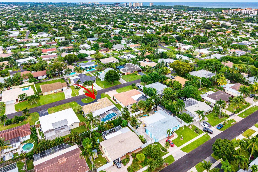 For Sale: $774,900 (3 beds, 2 baths, 1435 Square Feet)