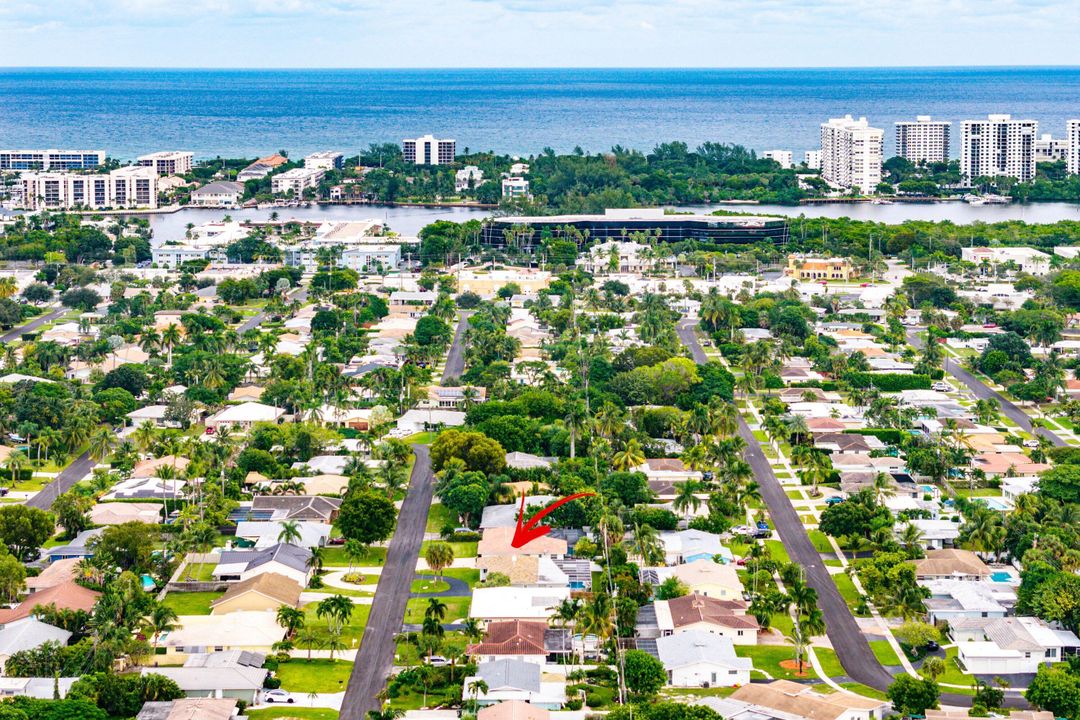 For Sale: $774,900 (3 beds, 2 baths, 1435 Square Feet)