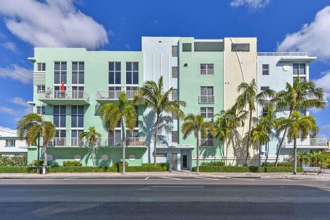 For Sale: $825,000 (2 beds, 2 baths, 2066 Square Feet)